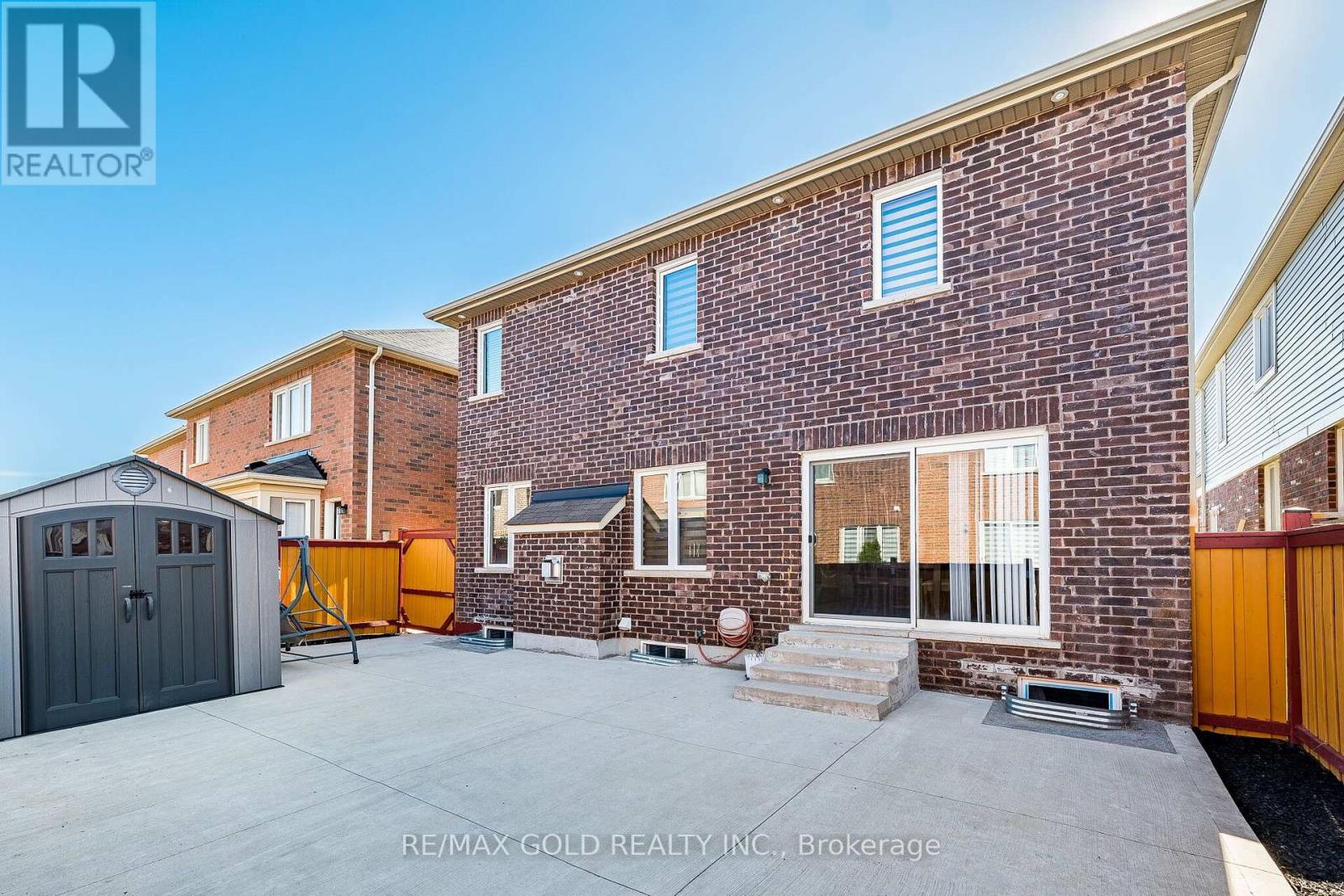 169 Robert Parkinson Drive, Brampton, Ontario  L7A 4H6 - Photo 40 - W13820098