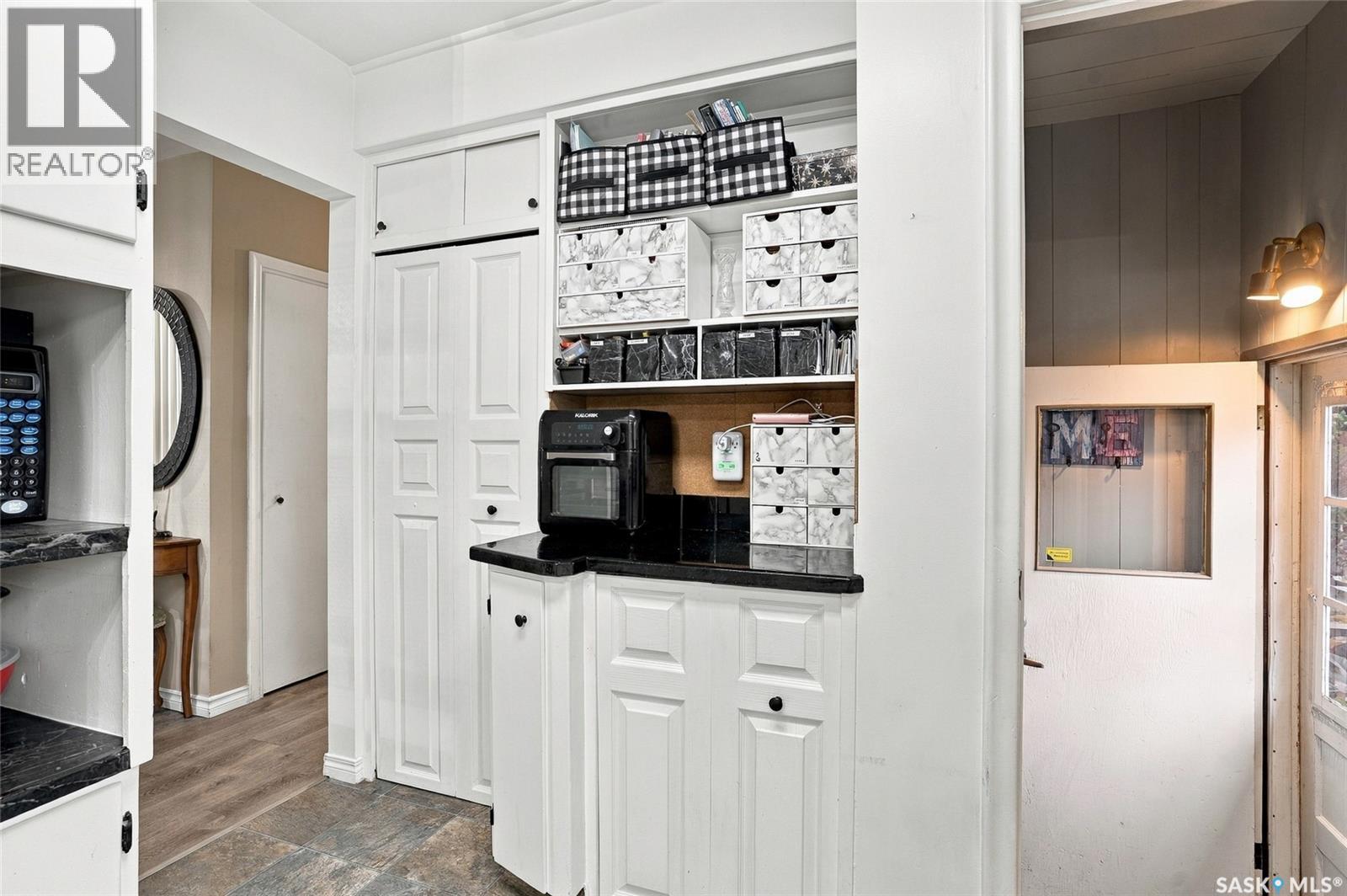 2107 Cumberland Avenue S, Saskatoon, Saskatchewan  S7J 1Z2 - Photo 10 - SK049264