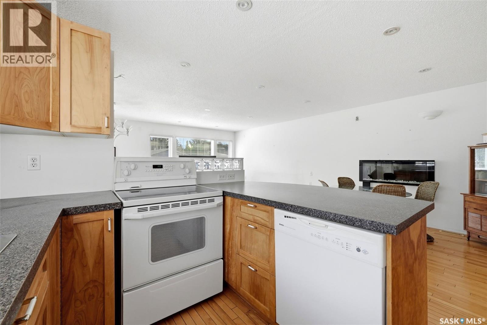 124 College Avenue, Regina, Saskatchewan  S4N 0W5 - Photo 12 - SK049258
