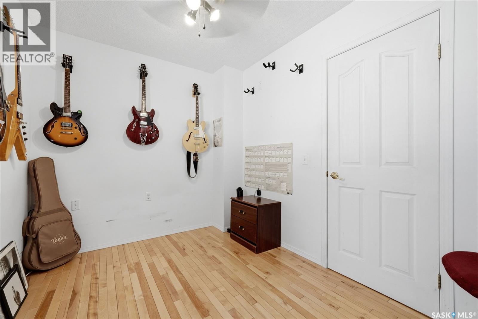 124 College Avenue, Regina, Saskatchewan  S4N 0W5 - Photo 19 - SK049258