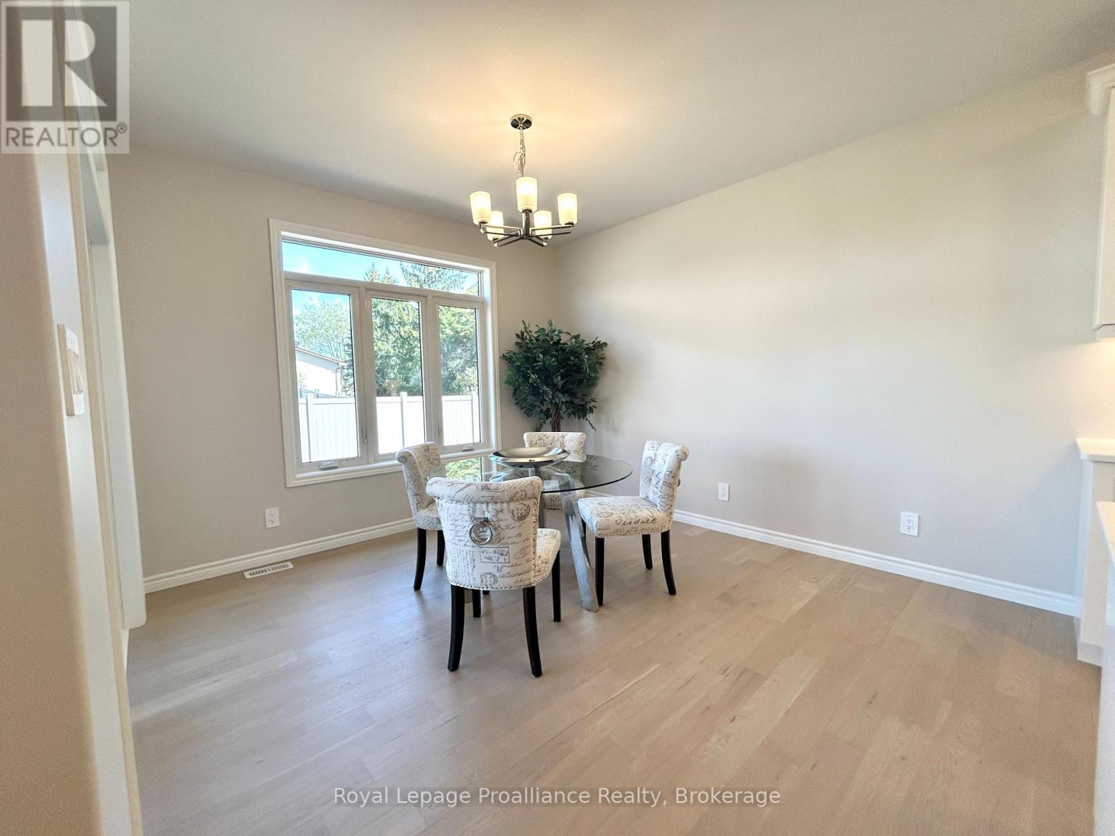 57 Cottonwood Drive, Belleville, Ontario  K8N 0J3 - Photo 11 - X13598798