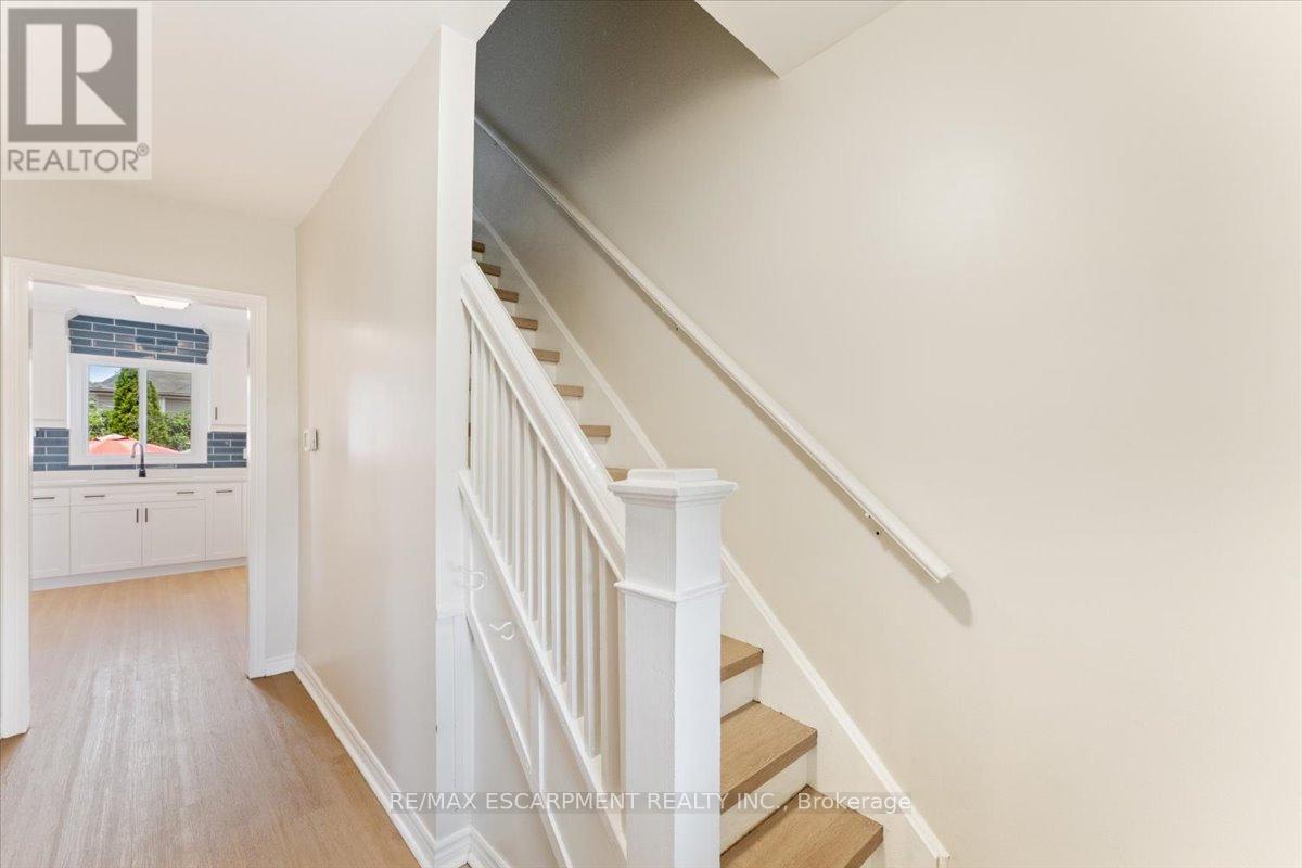 17 Craigmiller Avenue, Hamilton, Ontario  L8L 3H9 - Photo 17 - X13819868