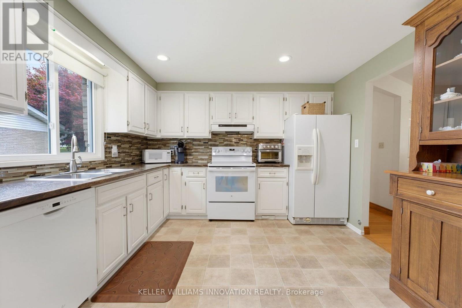 15 Mclaren Avenue N, North Perth, Ontario  N4W 3K1 - Photo 12 - X13819902