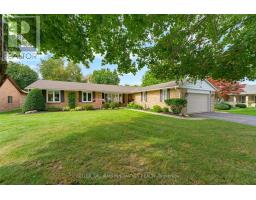 15 MCLAREN AVENUE N, North Perth, Ontario