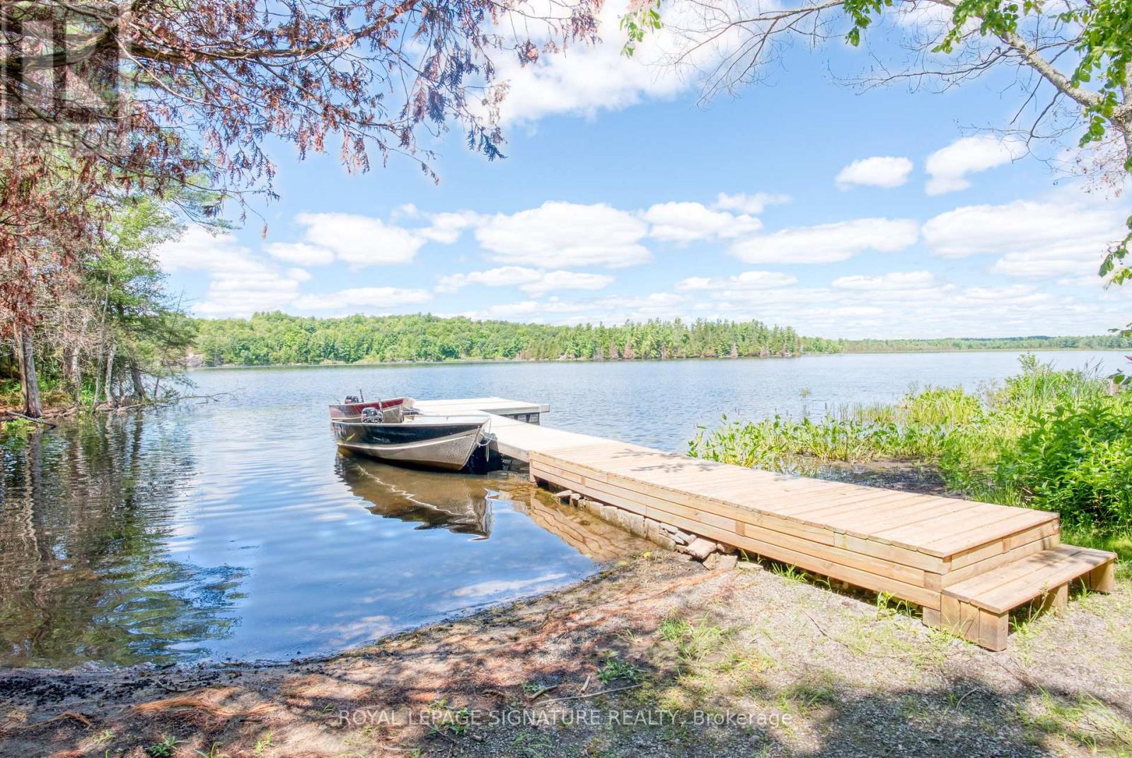 1841 Fifth Lake Road, Central Frontenac, Ontario  K0H 2K0 - Photo 2 - X13820038