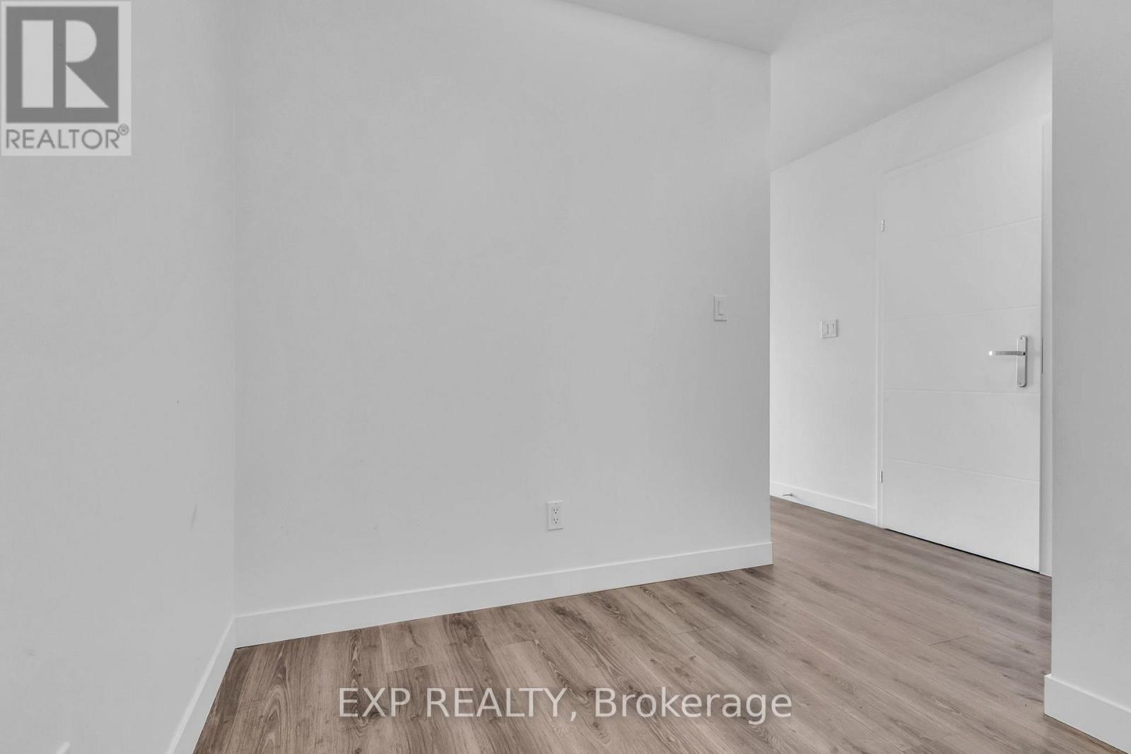 304 - 60 Frederick Street, Kitchener, Ontario  N2H 0C7 - Photo 7 - X13820084