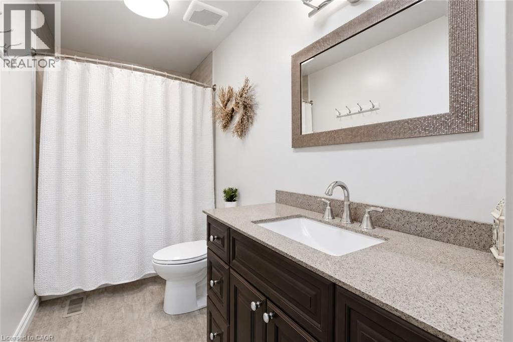 5 Thorn Place, St. Catharines, Ontario  L2S 3S1 - Photo 24 - 40865729