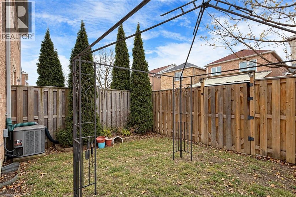 21 Eastview Gate Unit# 36, Brampton, Ontario  L6P 1P6 - Photo 28 - 40865351