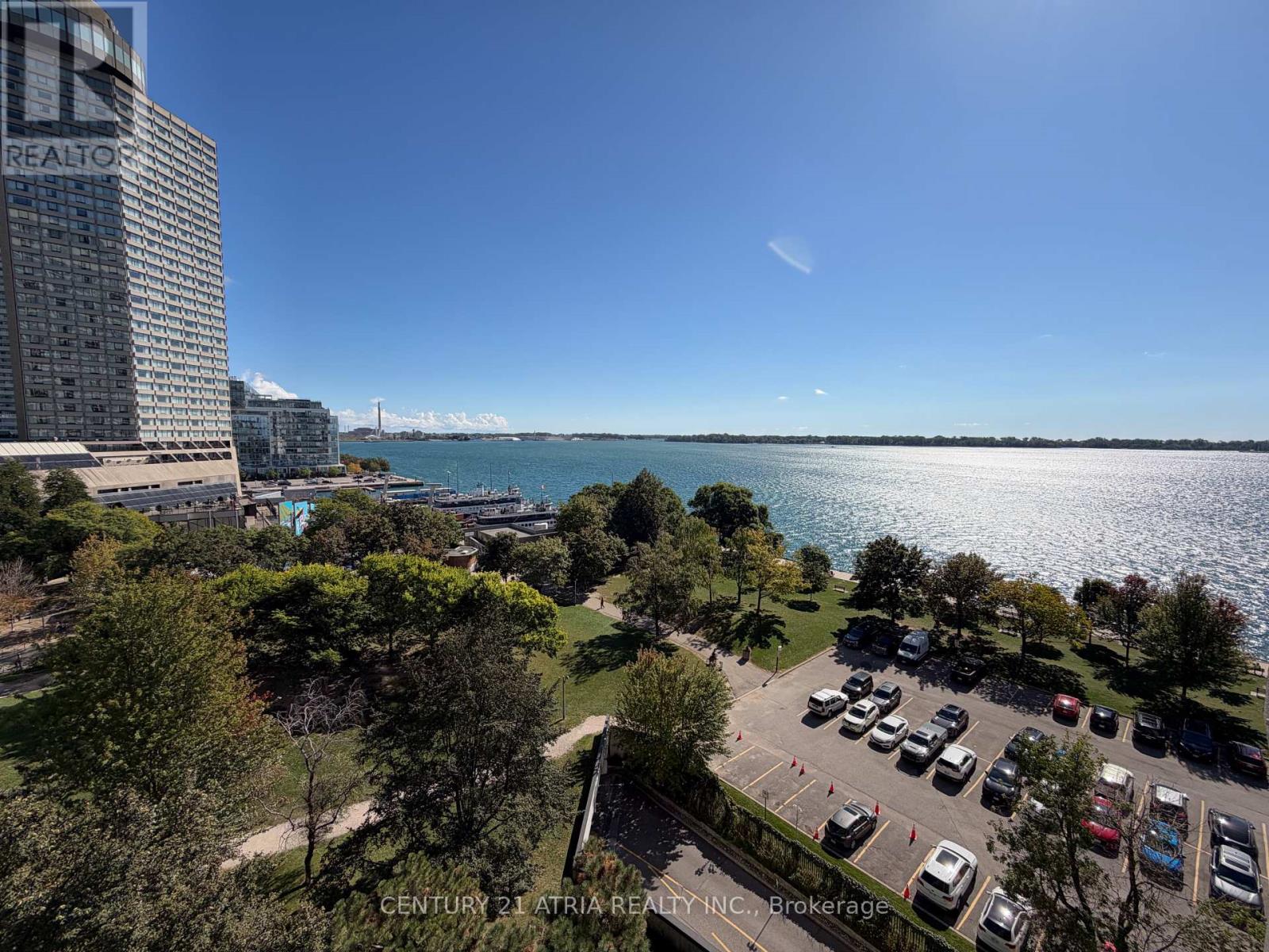 1004 - 33 Harbour Square, Toronto, Ontario  M5J 2G2 - Photo 24 - C13809300