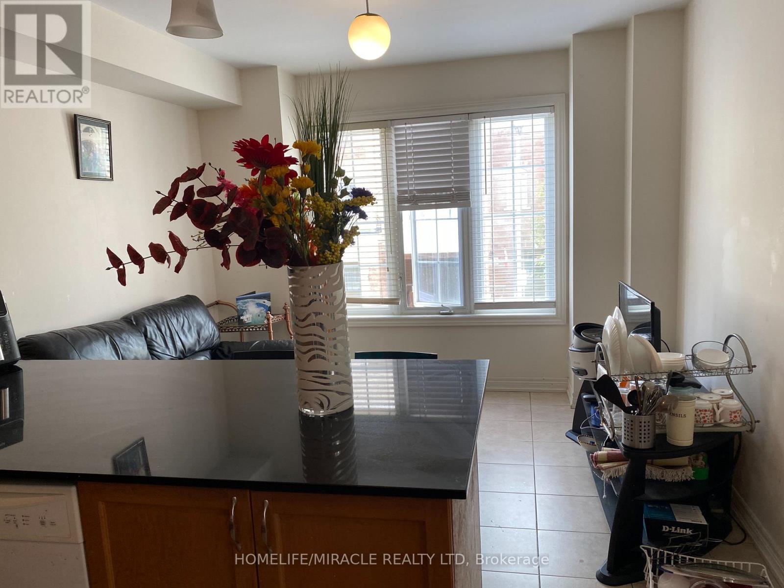 13 Vasto Lane, Toronto, Ontario M1M 0C6 - Photo 22 - E13818134