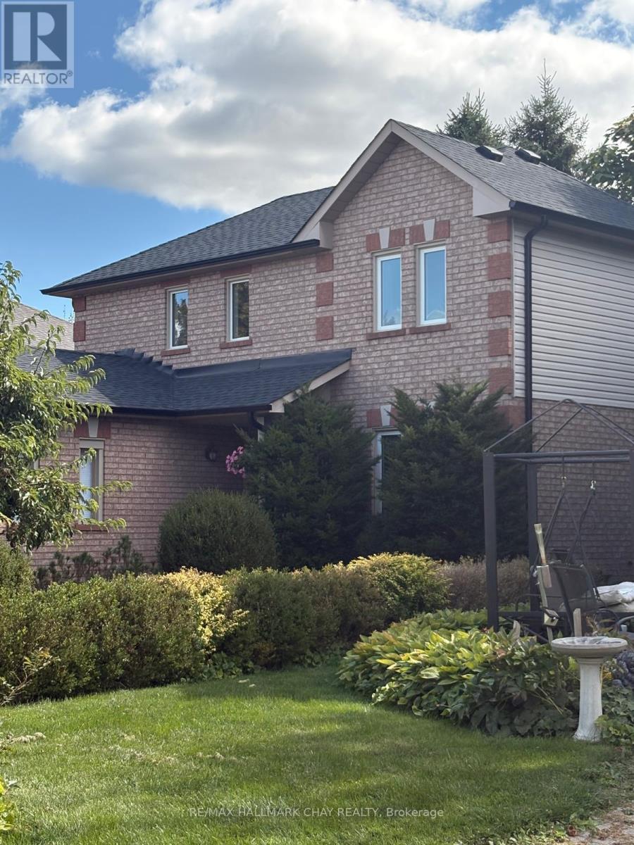 11 Dugdale Avenue, New Tecumseth, Ontario  L0G 1A0 - Photo 31 - N13655452