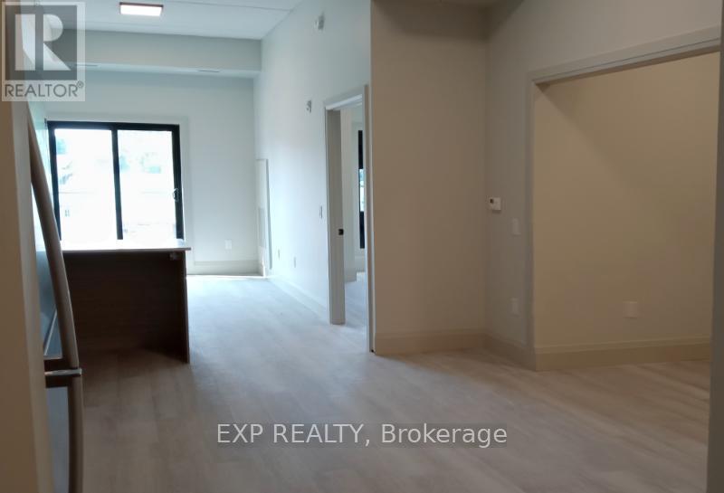 113 - 75 Barrie Road, Orillia, Ontario  L3V 8N5 - Photo 6 - S13723092