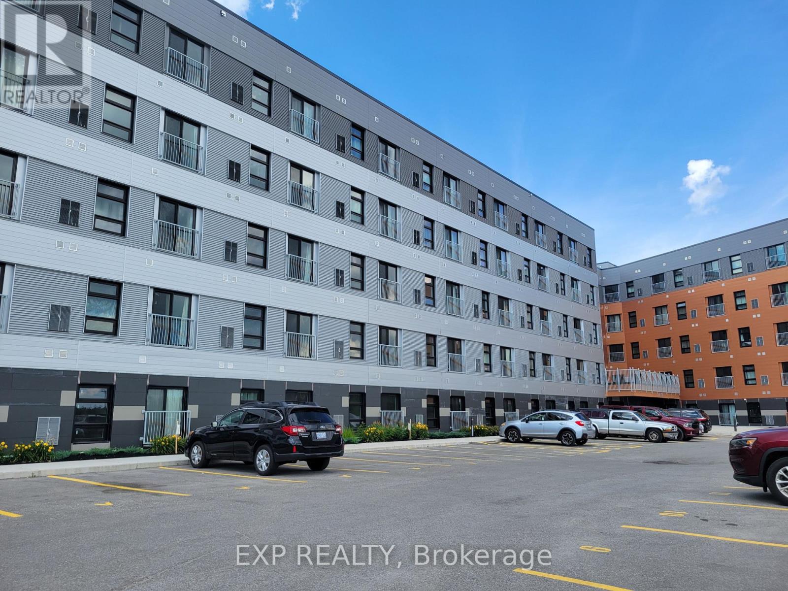 113 - 75 Barrie Road, Orillia, Ontario  L3V 8N5 - Photo 4 - S13723092