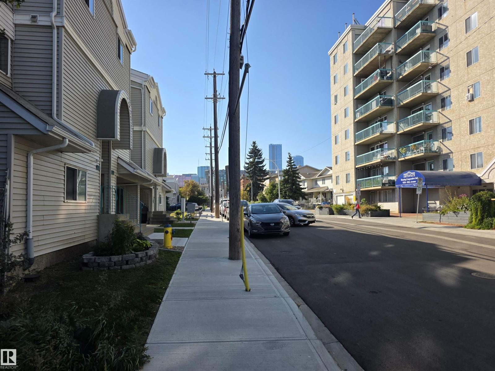 9321 101A AV NW