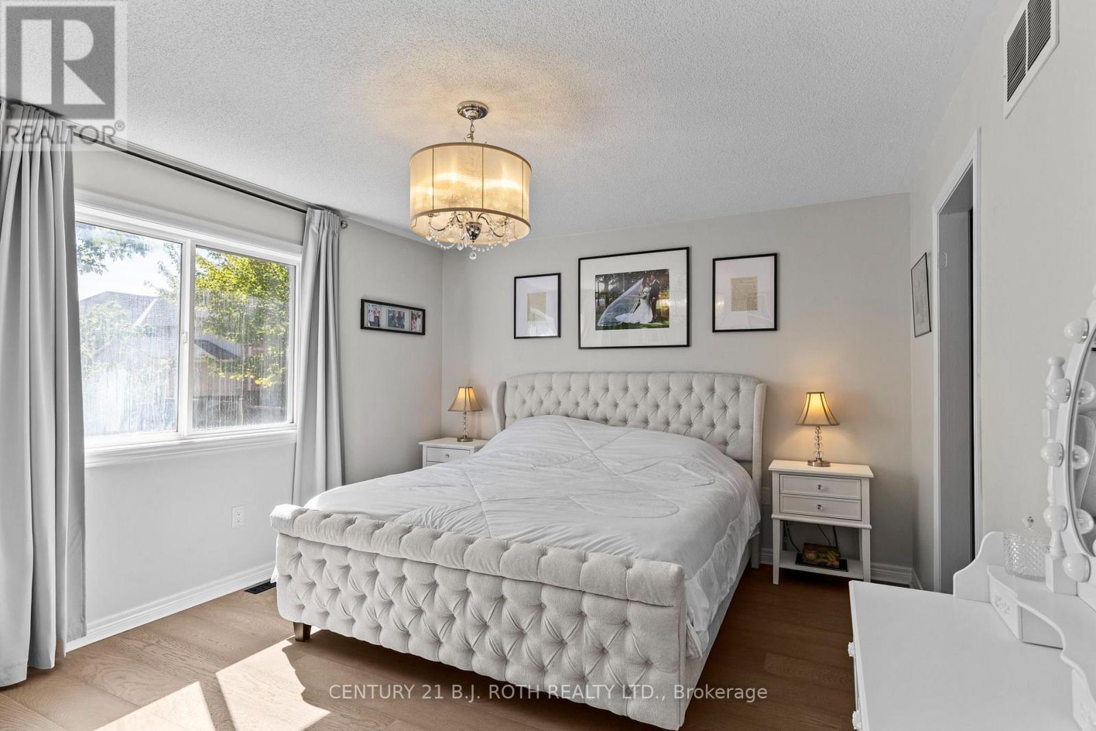 25 Cranberry Lane, Barrie, Ontario L4N 0Z1 - Photo 14 - S13819612
