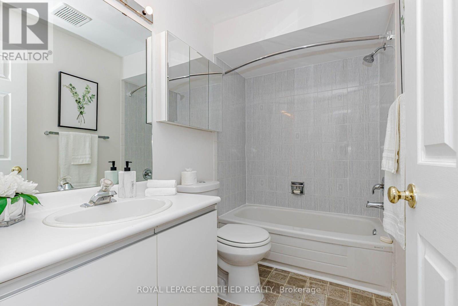 22 - 3050 Orleans Road, Mississauga, Ontario L5L 5P7 - Photo 35 - W13818978