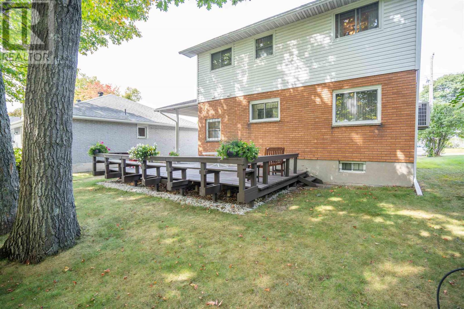 67 Rush Ave, Sault Ste. Marie, Ontario P6B 5N9 - Photo 24 - SM262651