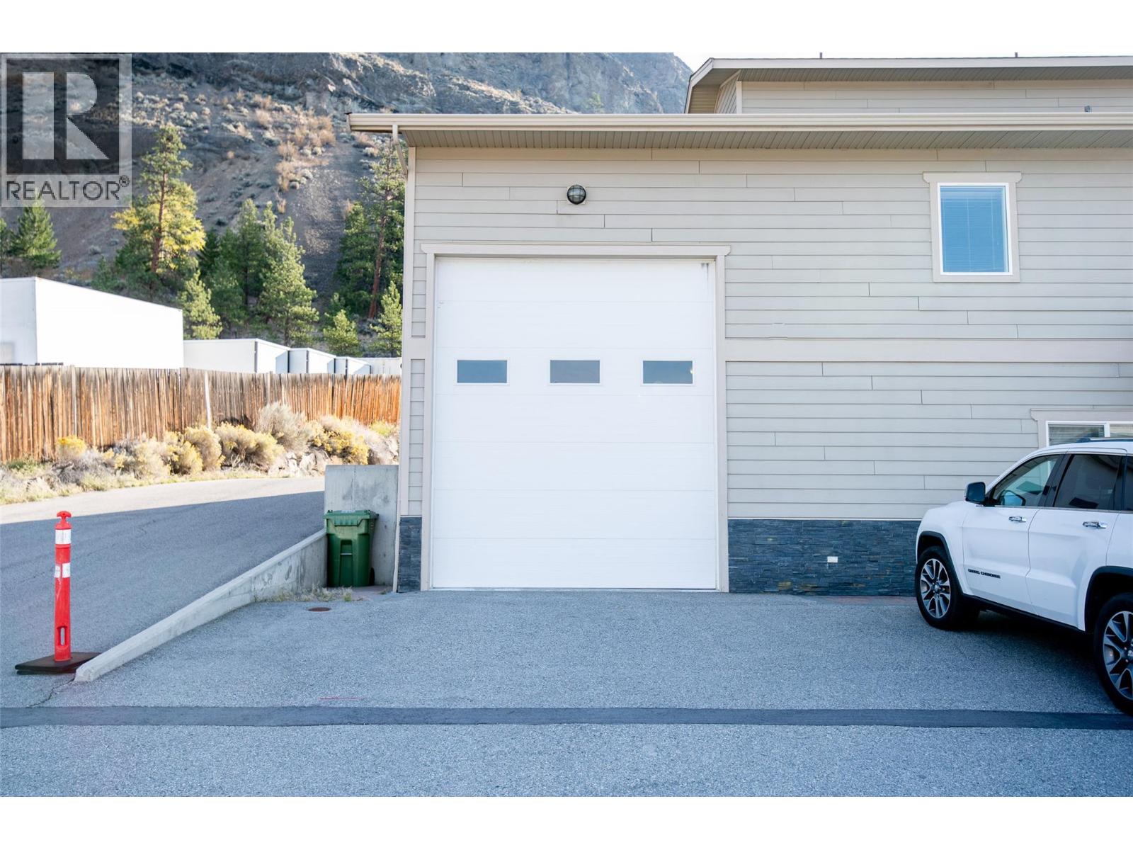 9206 Shale Avenue Unit# 101, Summerland, British Columbia
