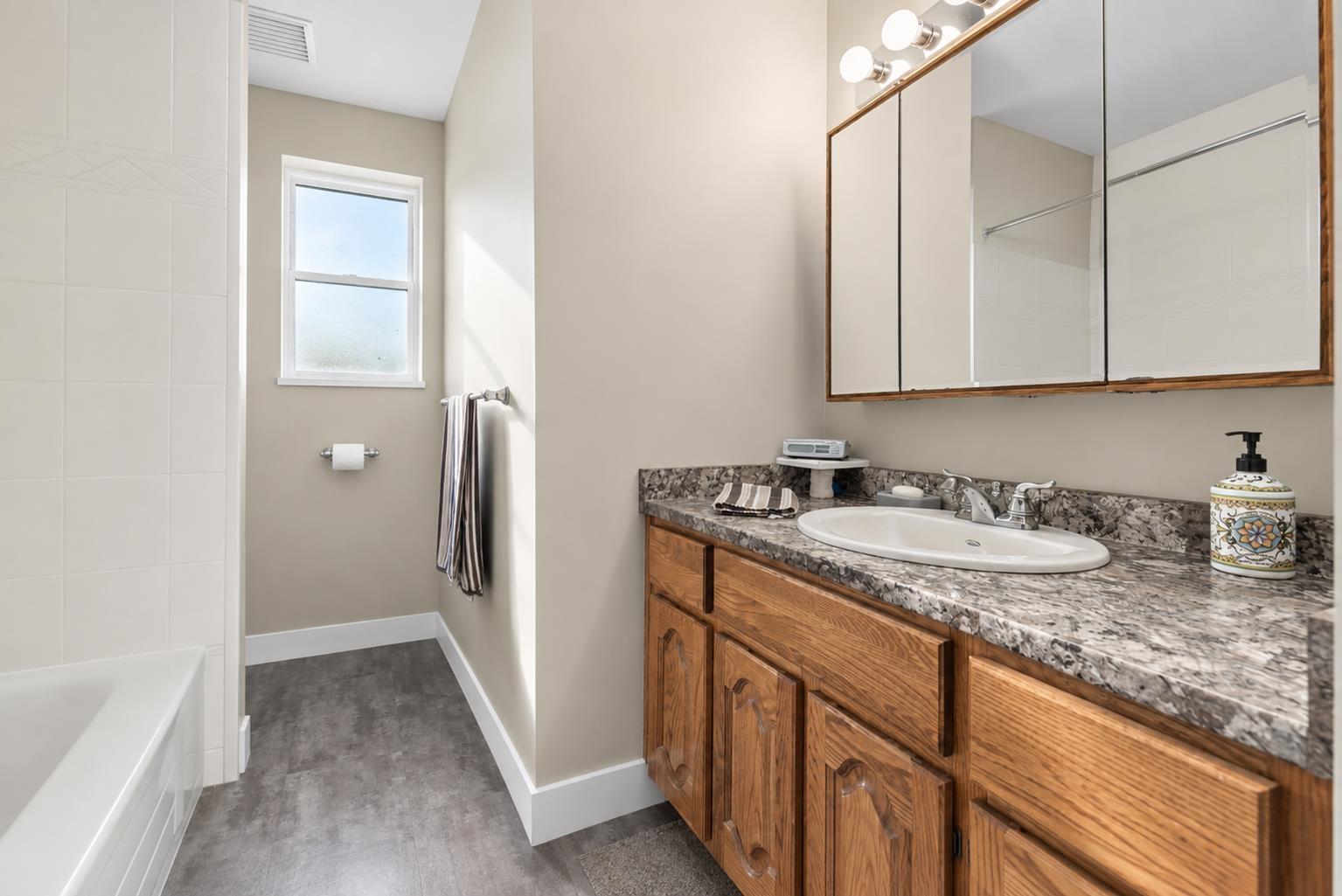 14287 73a Avenue, Surrey, British Columbia  V3W 2R9 - Photo 16 - R3168419