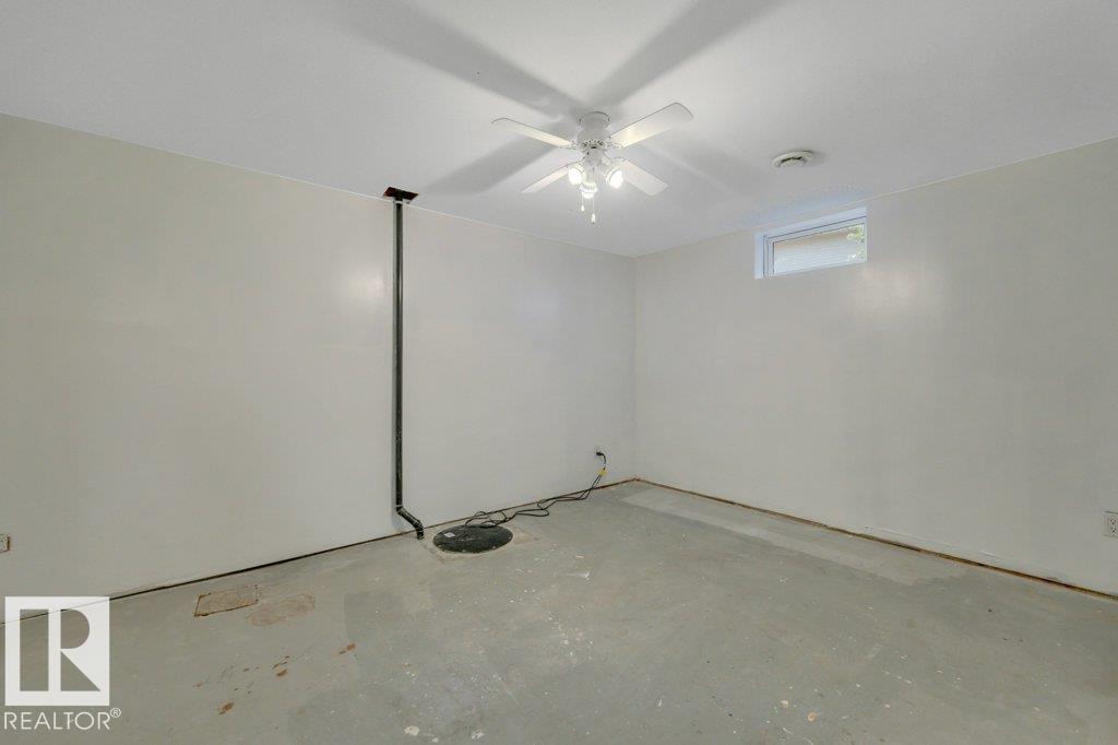 3506 44 ST photo 43