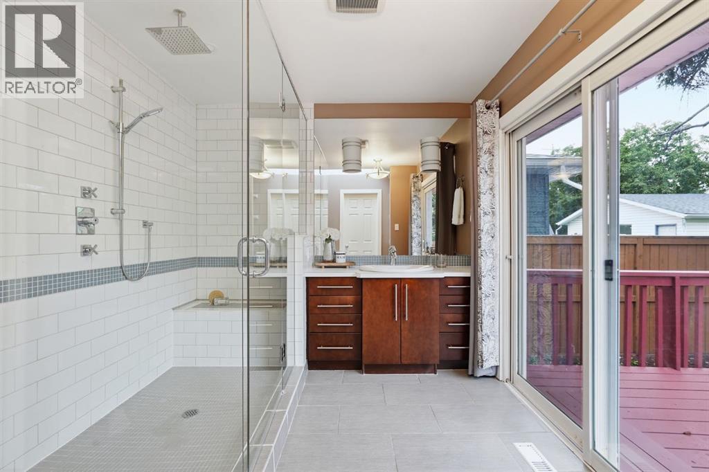 3324 36 Avenue SW photo 22