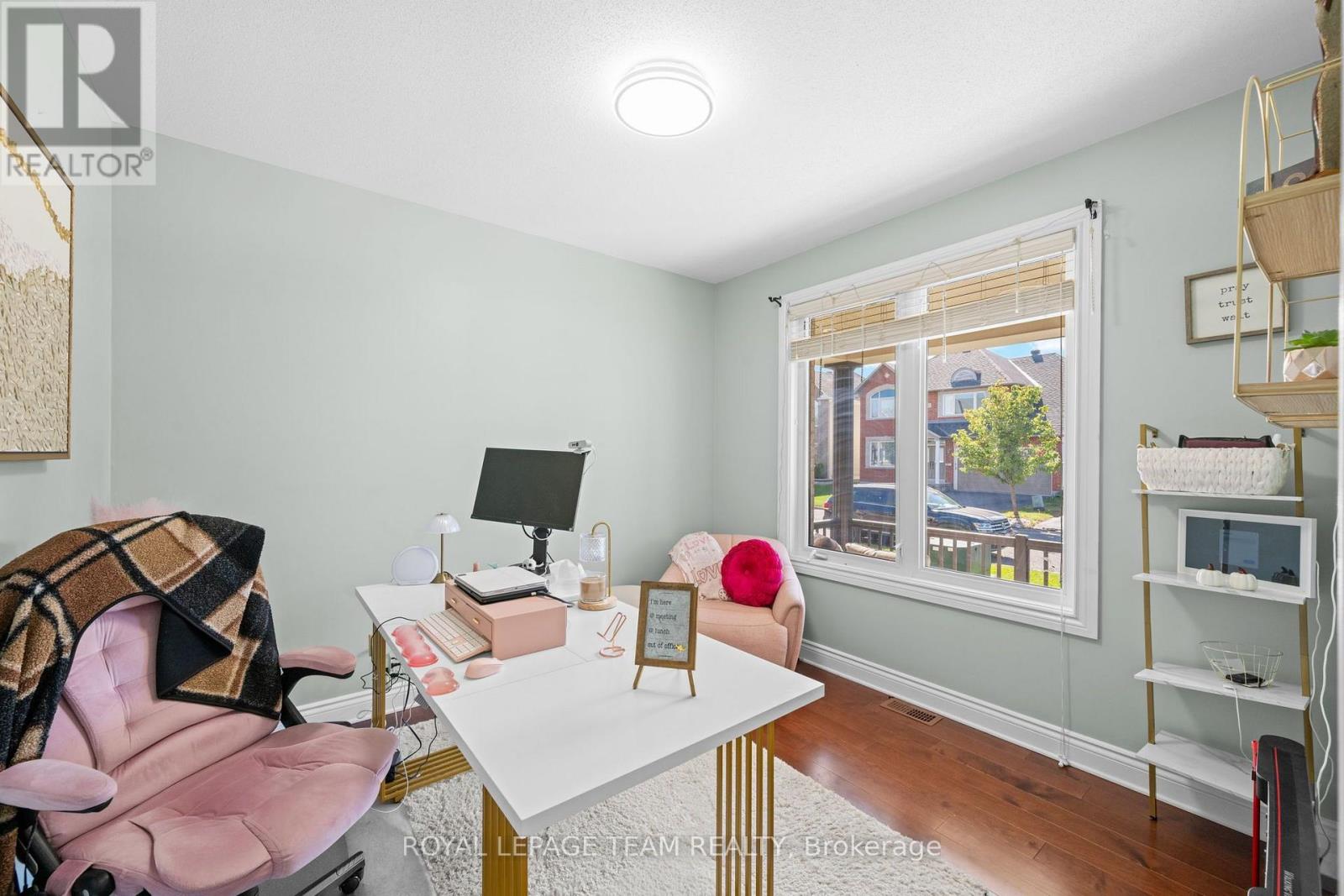 732 Lakebreeze Circle, Ottawa, Ontario  K4A 0R6 - Photo 4 - X13820224