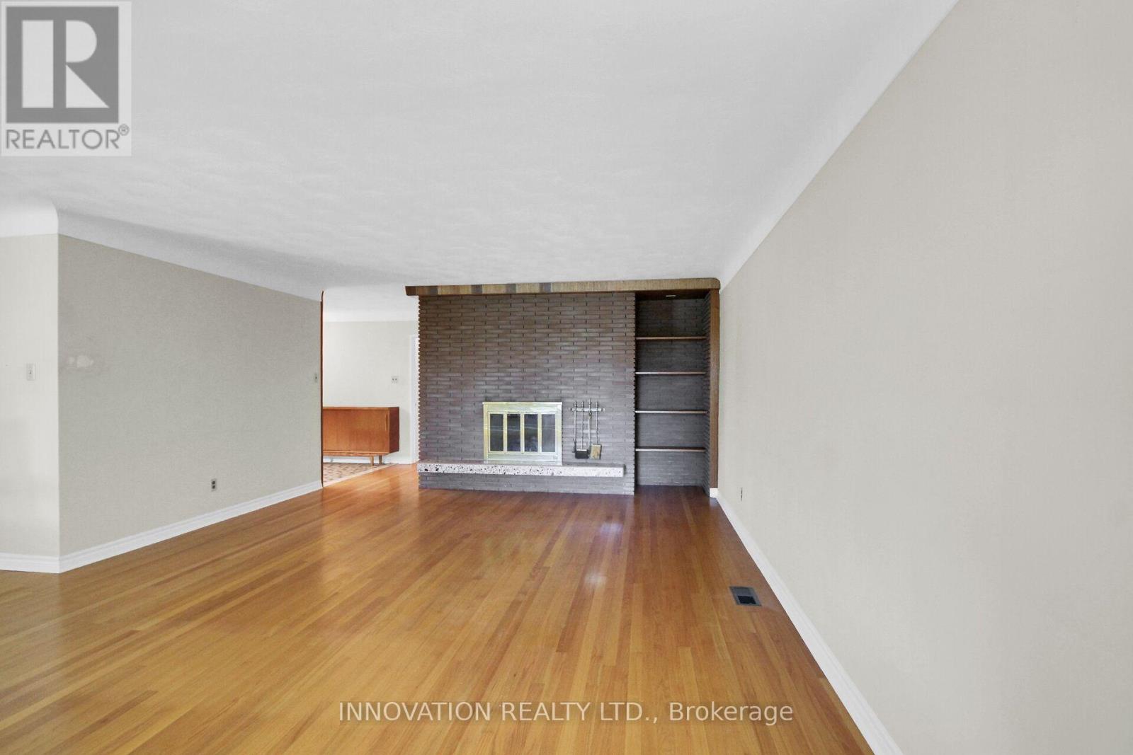 1136 Castle Hill Crescent, Ottawa, Ontario  K2C 2A8 - Photo 12 - X13820228