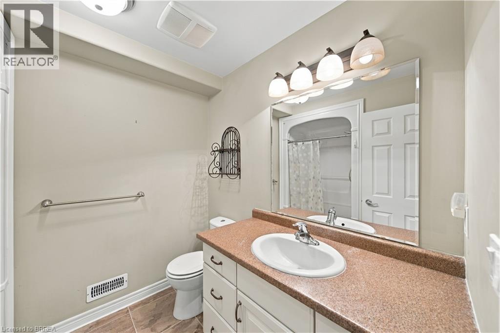 9 Schertzberg Lane Unit# 25, Brantford, Ontario  N3T 0C1 - Photo 26 - 40862419
