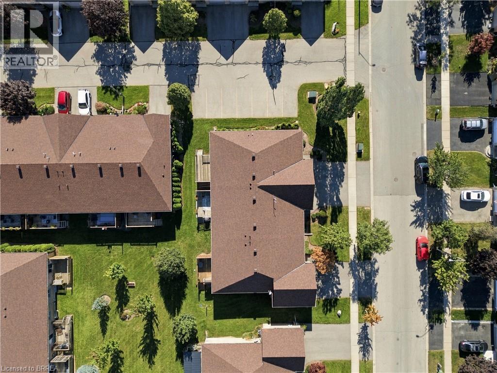 9 Schertzberg Lane Unit# 25, Brantford, Ontario  N3T 0C1 - Photo 38 - 40862419