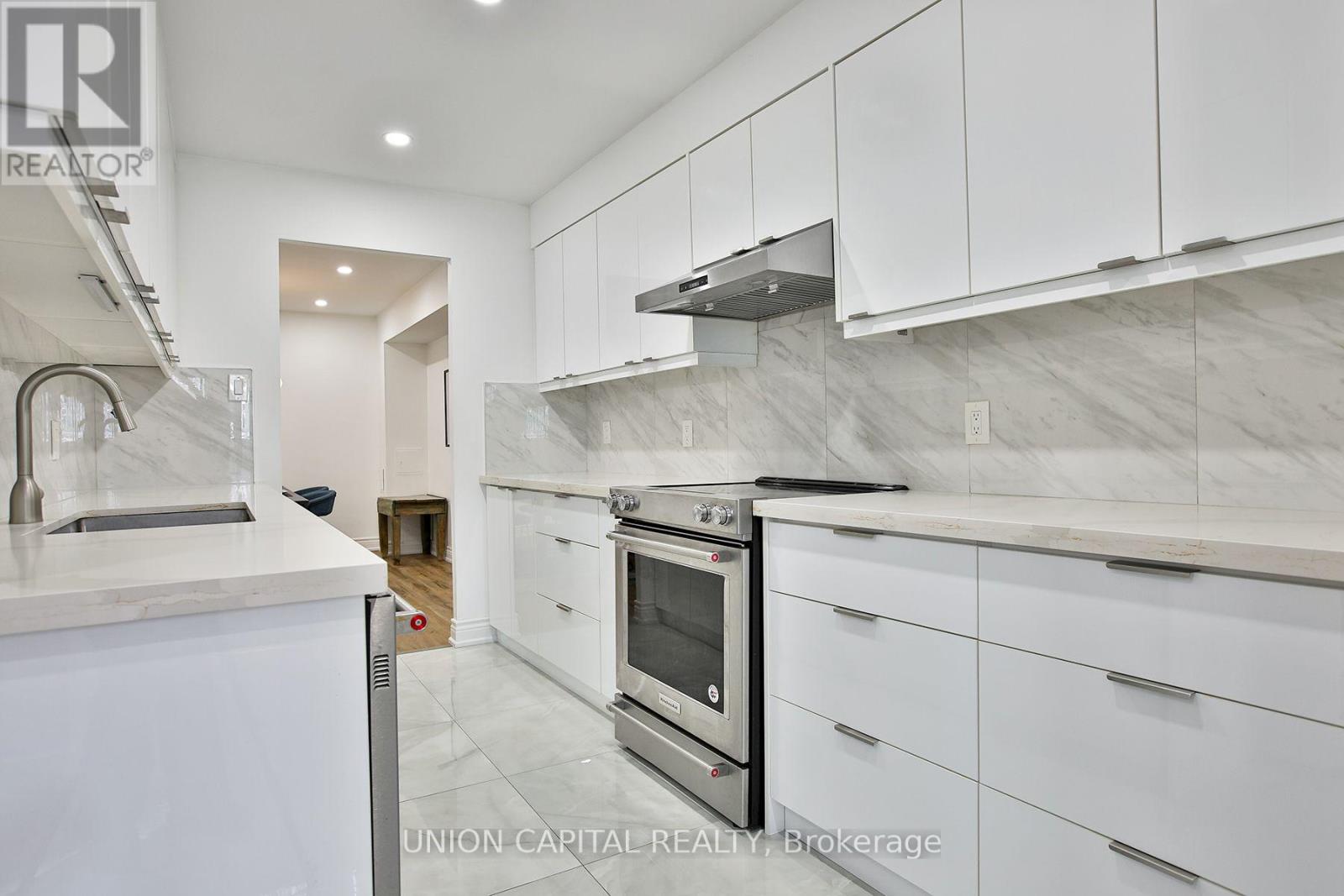 201 - 12 Sudbury Street, Toronto, Ontario  M6J 3W7 - Photo 12 - C13820130