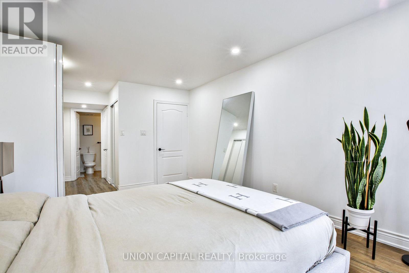 201 - 12 Sudbury Street, Toronto, Ontario  M6J 3W7 - Photo 21 - C13820130