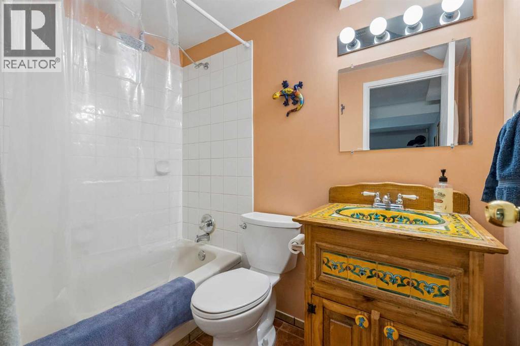 1403 104 Avenue Sw, Calgary, Alberta  T2W 0A7 - Photo 21 - A2347367