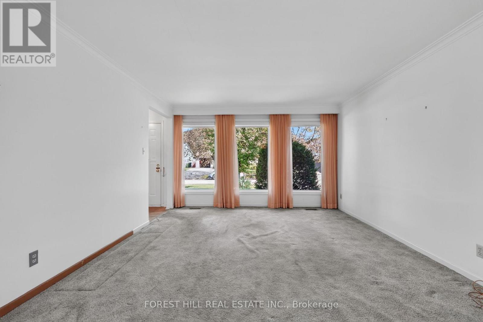 4 Glenstroke Drive, Toronto, Ontario M1S 2Z9 - Photo 5 - E13820118