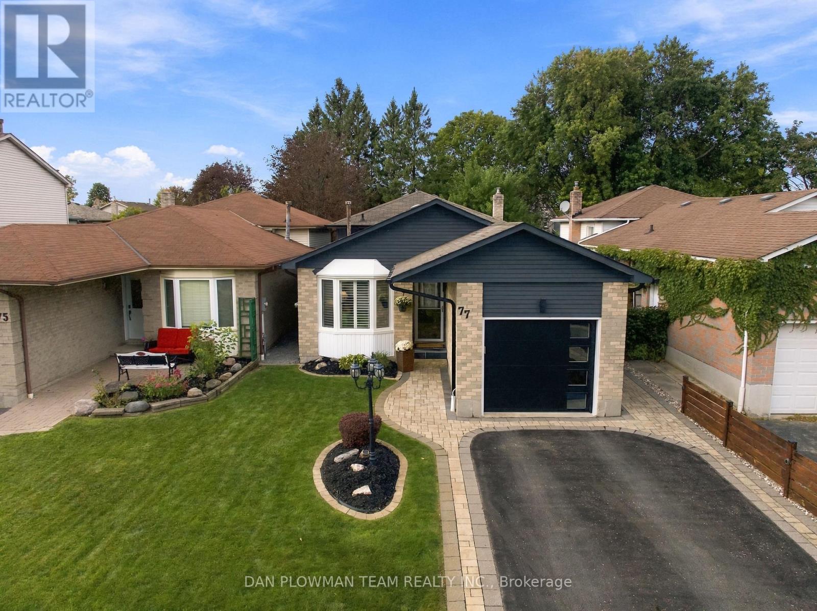 77 HIALEAH CRESCENT, Whitby, Ontario