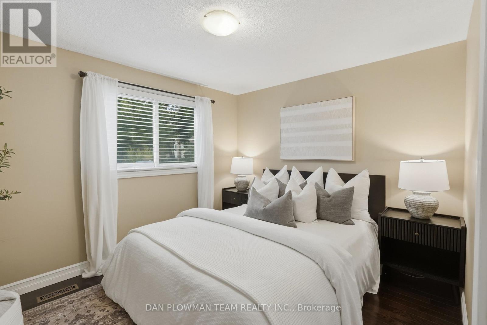 77 Hialeah Crescent, Whitby, Ontario  L1N 6P9 - Photo 20 - E13820182