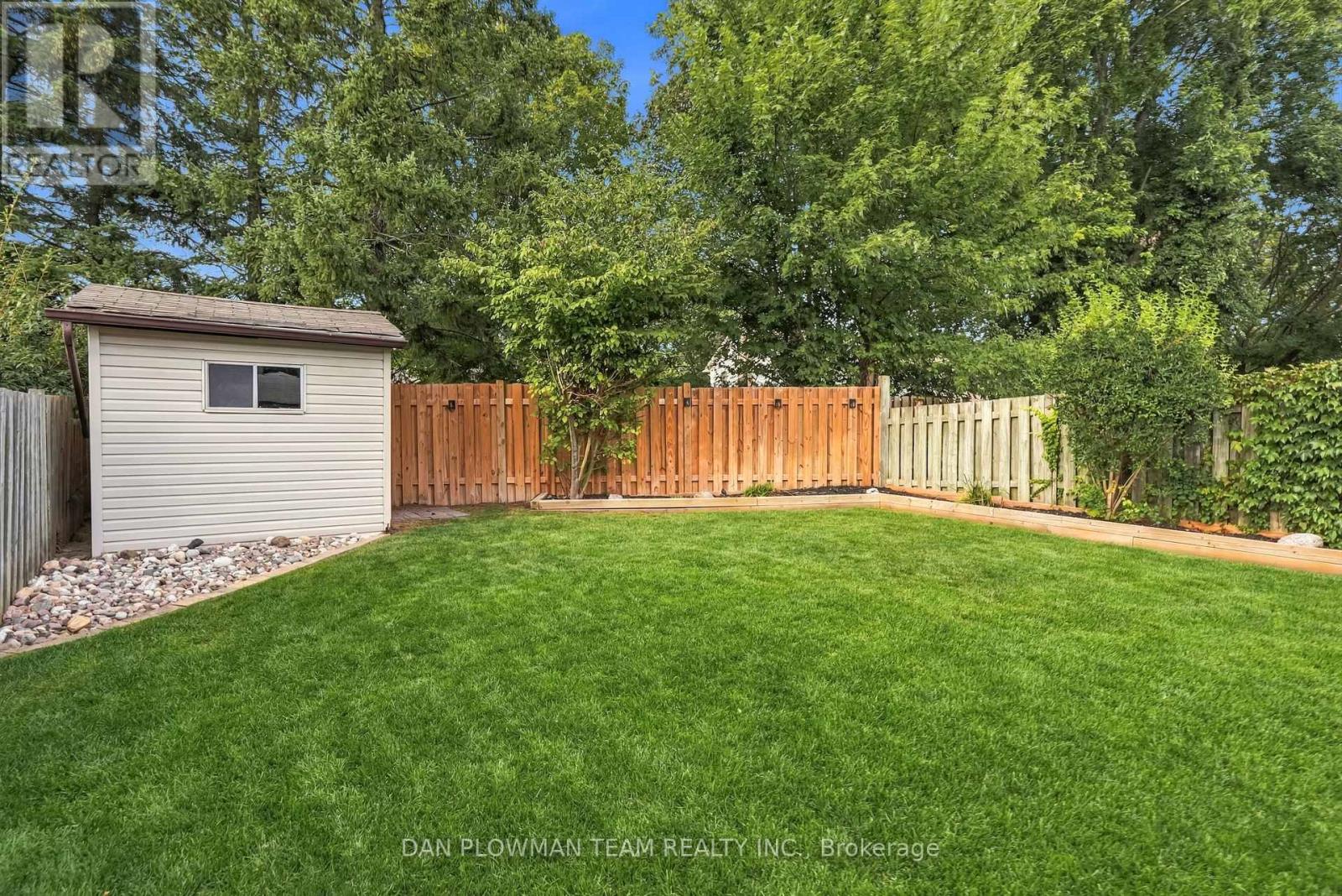 77 Hialeah Crescent, Whitby, Ontario  L1N 6P9 - Photo 43 - E13820182