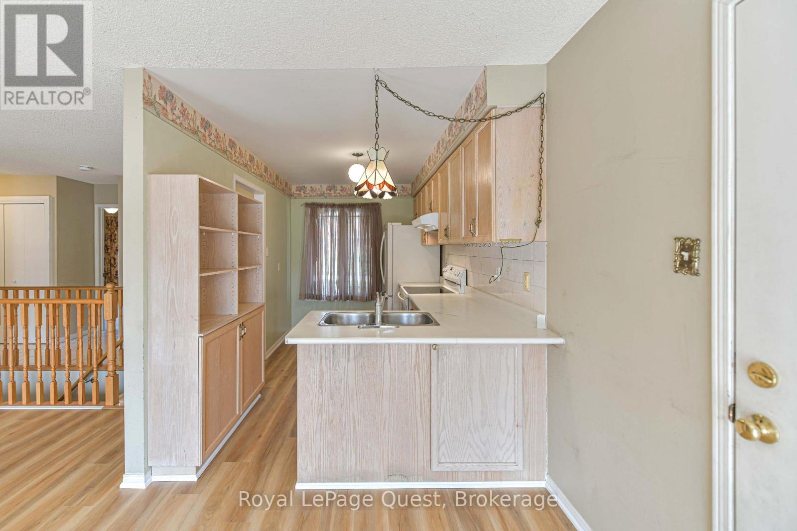 37 Ashton Street, Orillia, Ontario  L3V 7V5 - Photo 10 - S13820152