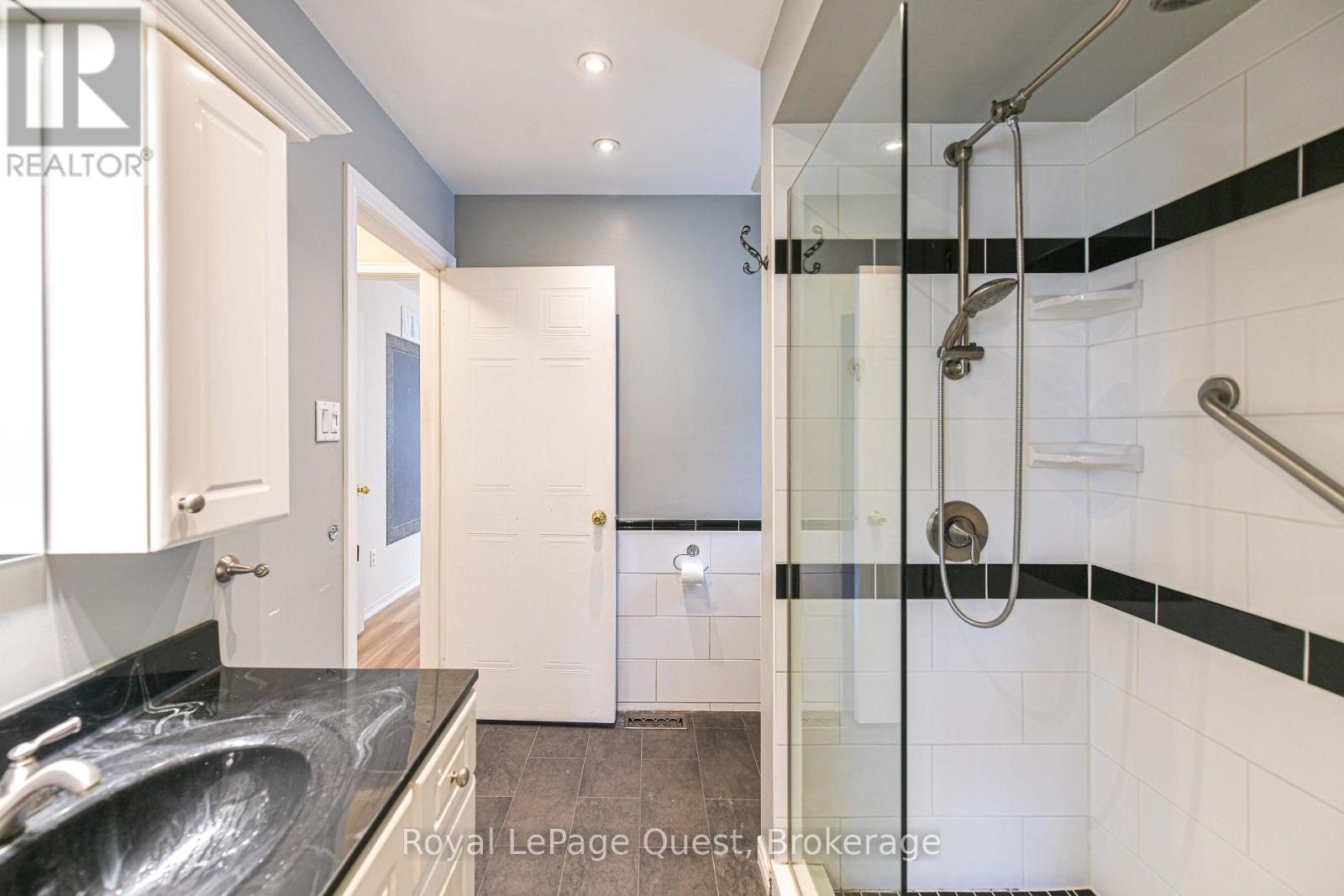 37 Ashton Street, Orillia, Ontario  L3V 7V5 - Photo 18 - S13820152