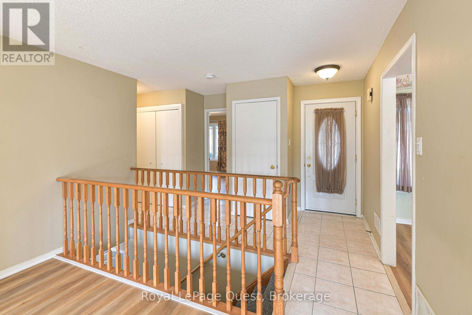 37 Ashton Street, Orillia, Ontario  L3V 7V5 - Photo 5 - S13820152