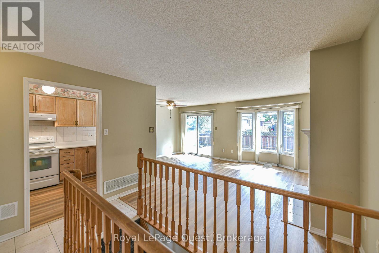 37 Ashton Street, Orillia, Ontario  L3V 7V5 - Photo 6 - S13820152