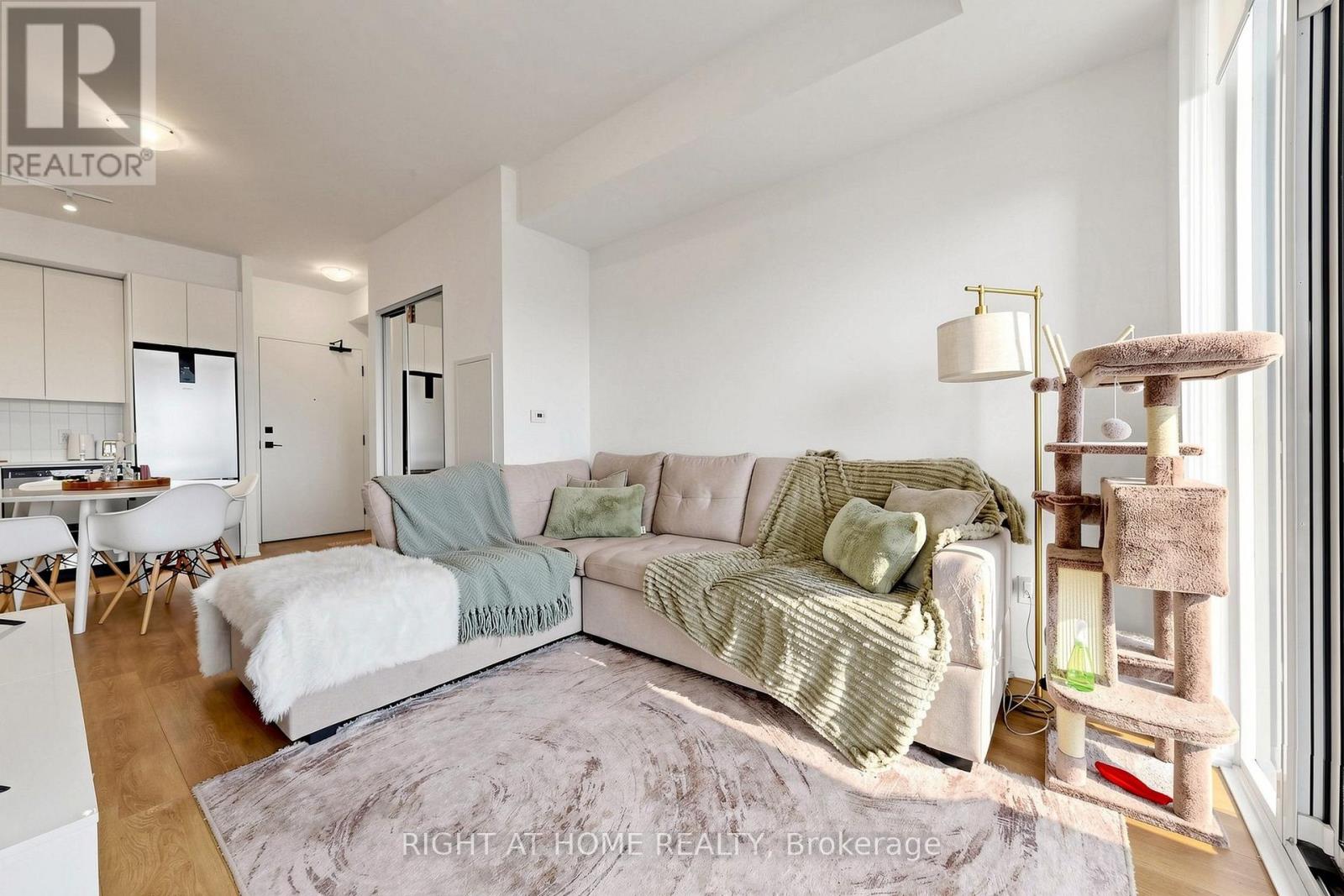 909 - 474 Caldari Road, Vaughan, Ontario L4K 0R5 - Photo 10 - N13820138