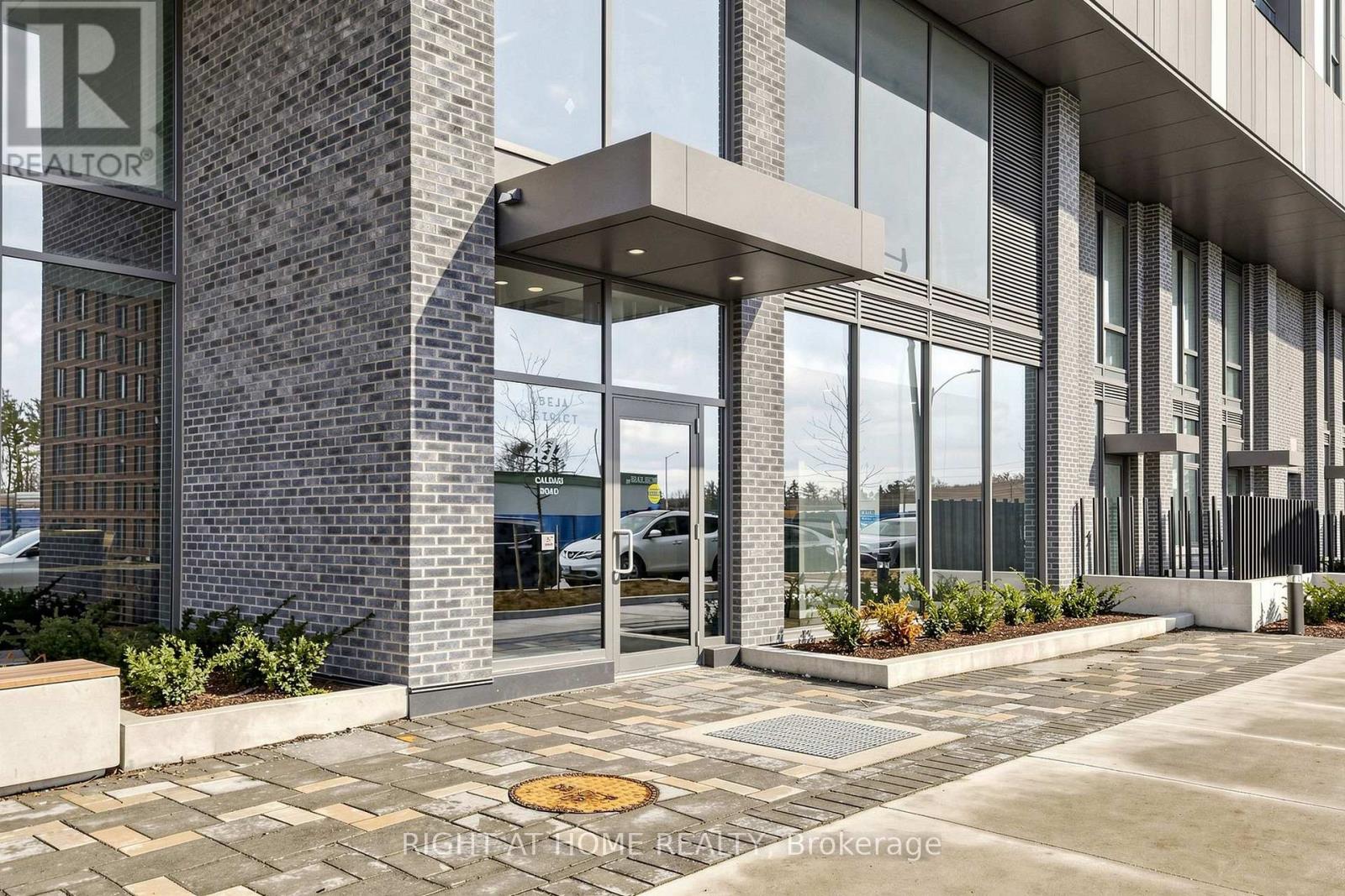 909 - 474 Caldari Road, Vaughan, Ontario L4K 0R5 - Photo 2 - N13820138