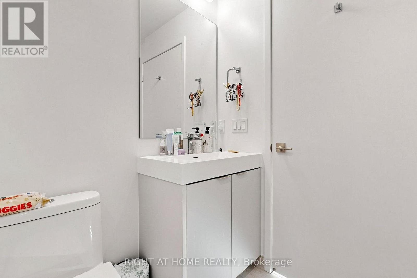 909 - 474 Caldari Road, Vaughan, Ontario L4K 0R5 - Photo 26 - N13820138