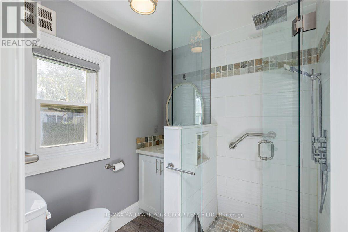 525 Lake Drive E, Georgina, Ontario  L0E 1S0 - Photo 14 - N13820198