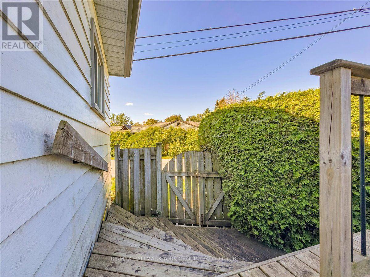 525 Lake Drive E, Georgina, Ontario  L0E 1S0 - Photo 29 - N13820198