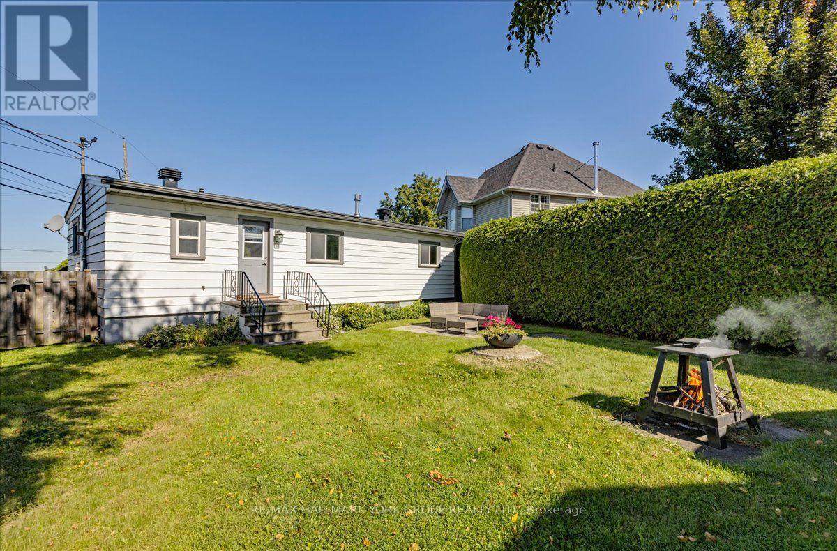 525 Lake Drive E, Georgina, Ontario  L0E 1S0 - Photo 33 - N13820198