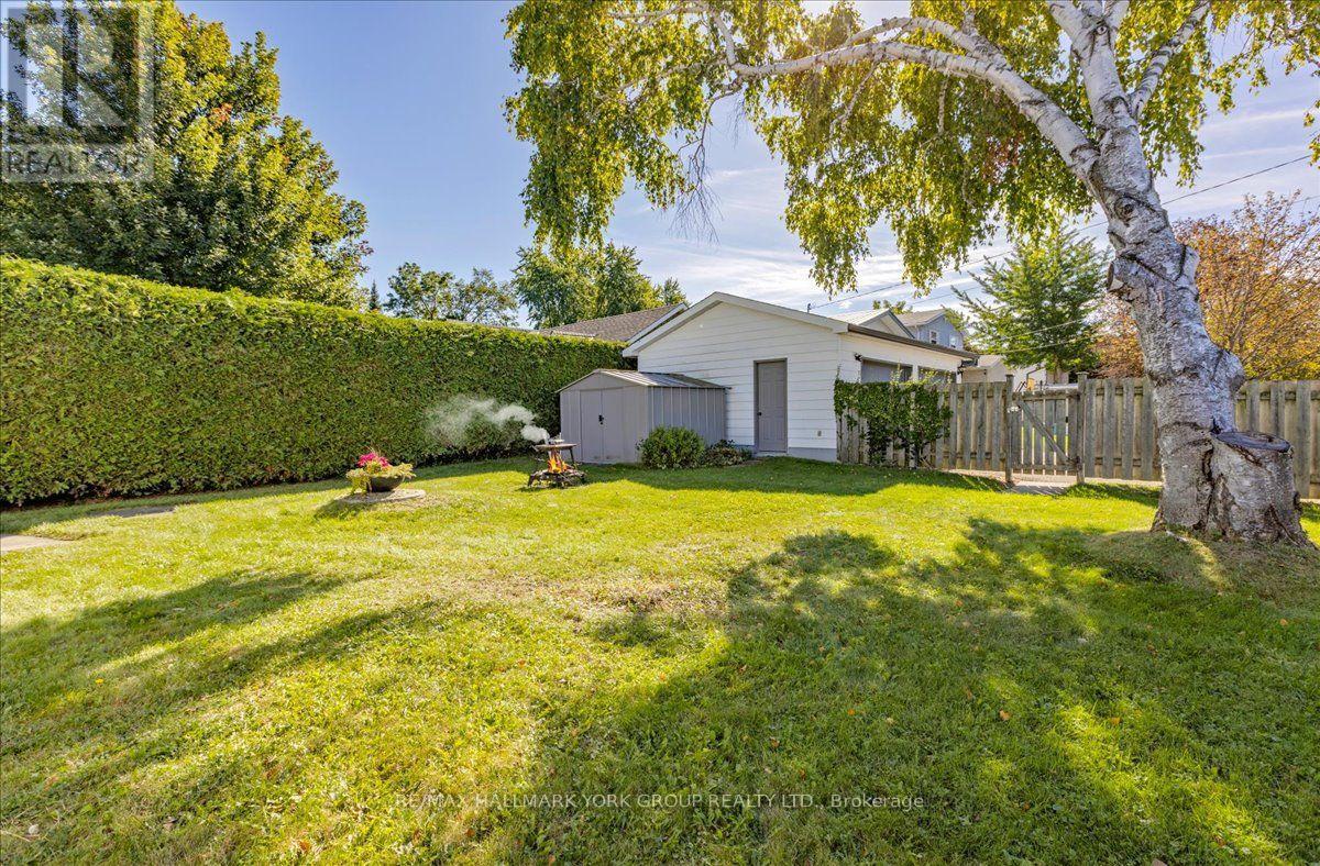 525 Lake Drive E, Georgina, Ontario  L0E 1S0 - Photo 35 - N13820198