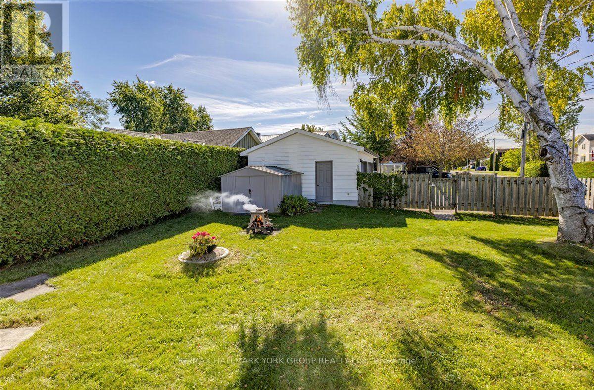 525 Lake Drive E, Georgina, Ontario  L0E 1S0 - Photo 36 - N13820198