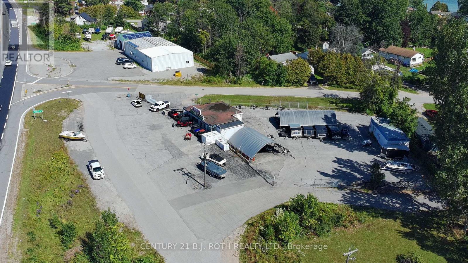 3363 Buena Vista Drive, Severn (West Shore), Ontario  L3V 0V9 - Photo 10 - S13820164