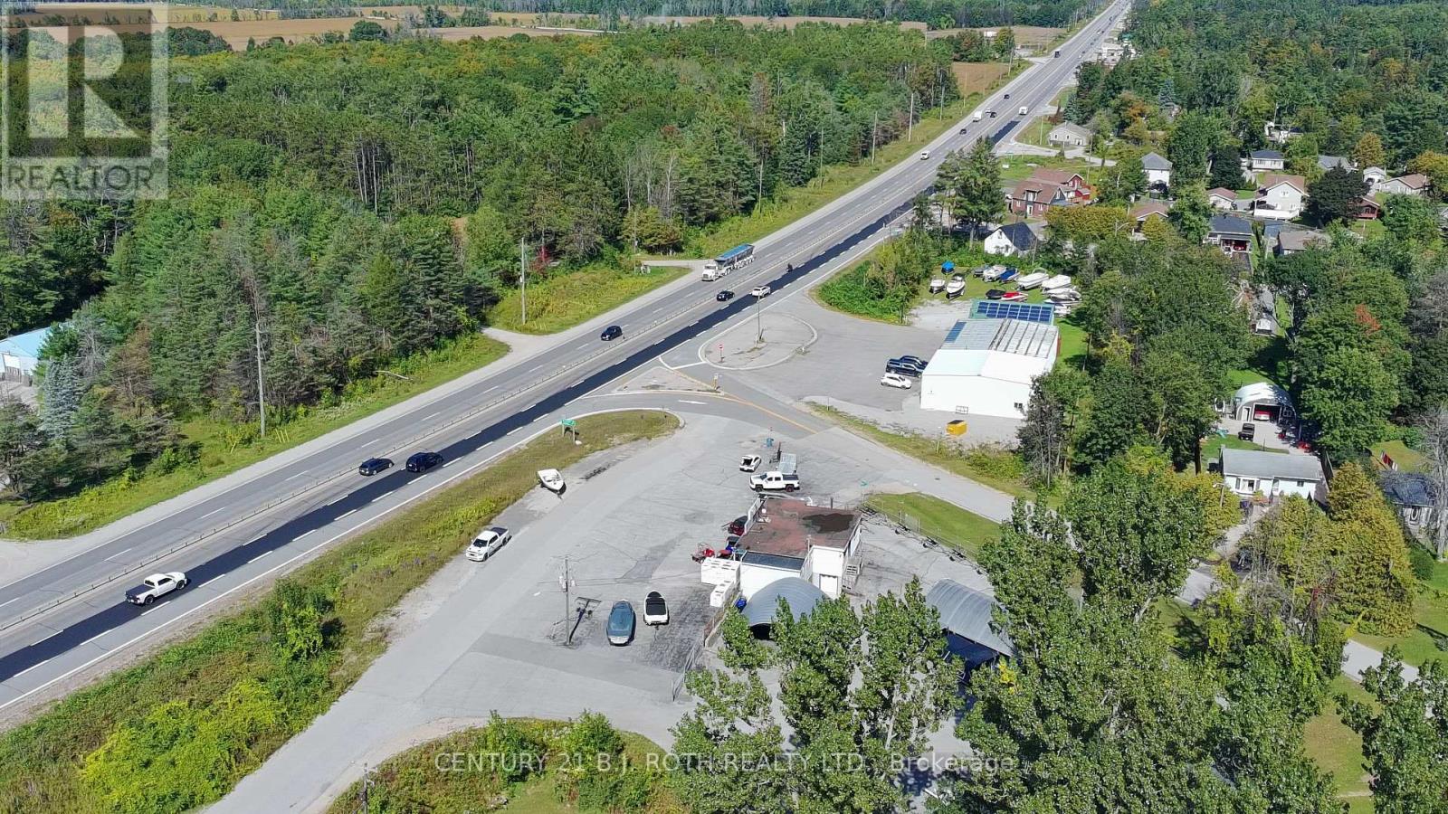 3363 Buena Vista Drive, Severn (West Shore), Ontario  L3V 0V9 - Photo 7 - S13820164
